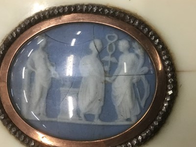 Lot 751 - Fine large Georgian ivory tooth pick case with classical jasperware plaque to lid with yellow metal and cut steel bezel 9.1 cm x 3.5 cm