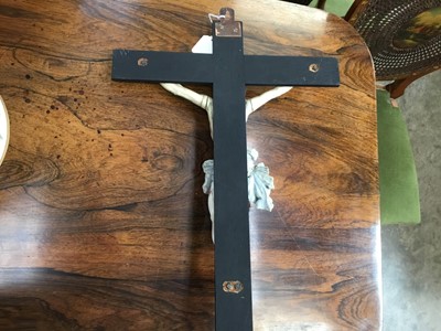 Lot 837 - Antique possibly Spanish carved ivory crucifix