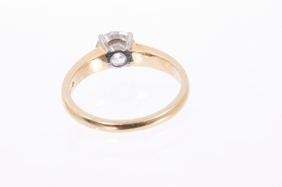 Lot 543 - Fine diamond single stone ring with a round brilliant cut diamond weighing 1.01cts in four claw setting on 18ct yellow gold shank. Accompanied by a Diamond Certificate issued by the European Gemolo...