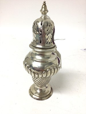 Lot 92 - Set of twelve Victorian silver teaspoons in fitted case and Victorian silver sugar sifter