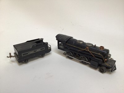 Lot 30 - Lionel O Gauge 2-4-2 locomotive and tender 261E, plus 2-4-0 Lionel Lines 259 locomotive and tender all boxed
