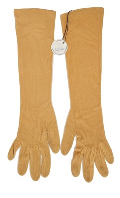Lot 98 - Wallis Duchess of Windsor, pair very fine quality 1930s-1950s fawn silk velvet evening gloves with very fine stitching , inventory label to interior and original Sotheby's part lot label for The Du...