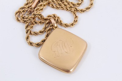 Lot 112 - Victorian 15ct gold locket on 9ct gold rope twist chain