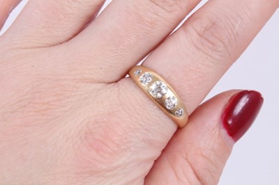 Lot 120 - Victorian 18ct gold diamond five stone gypsy ring