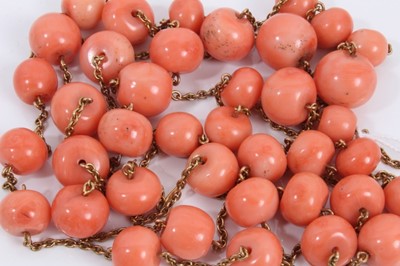 Lot 124 - Antique 9ct gold and coral long necklace