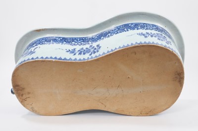Lot 27 - Chinese porcelain bidet, 60cm x 37cm