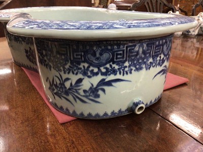 Lot 27 - Chinese porcelain bidet, 60cm x 37cm