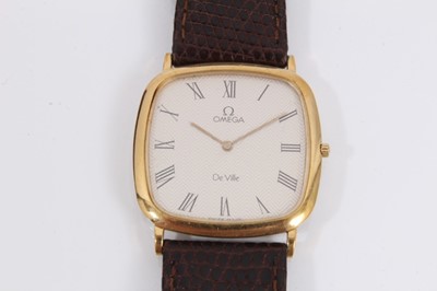 Lot 914 - Omega De Ville wristwatch in original box