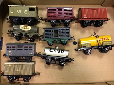 Lot 41 - Hornby O gauge selection of unboxed tinplate Wagons and Rolling Stock, plus other manufacturers (40+)