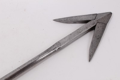 Lot 814 - Rare 19th century steel whaling harpoon