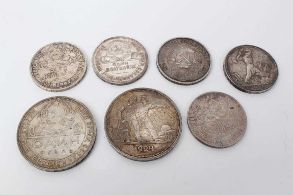 Lot 50 - Russia - Mixed silver coins to include Roubles 1924 x 2 AEF and Half Roubles 1922 (N.B. Edge nicks) otherwise GVF, 1924 x 3 VF-AEF and 1926 (7 coins)