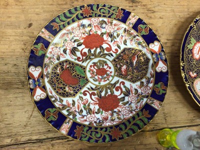 Lot 21 - Group of ceramics and glass