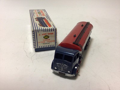 Lot 9 - Dinky Foden 14-ton Tanker 'Regent' No 942 in original box