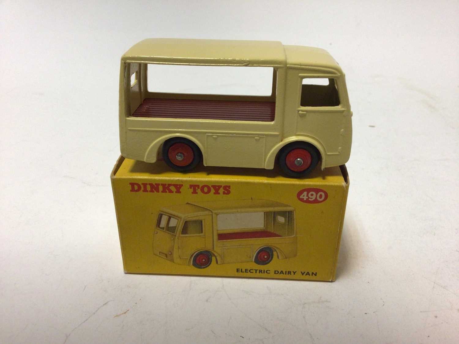 Lot 15 - Dinky Electric Dairy van 'Express Dairy' No 490 in original box