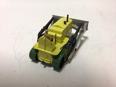 Lot 17 - Dinky lorry mounted cement mixer No 960, Blaw-Knox Bulldozer No 961 both in original boxes (2)