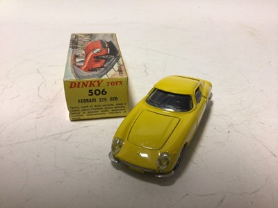 Lot 32 - Dinky Ferrari 275 GTB No 506, in different colourways Red & Yellow, both in original boxes (2)