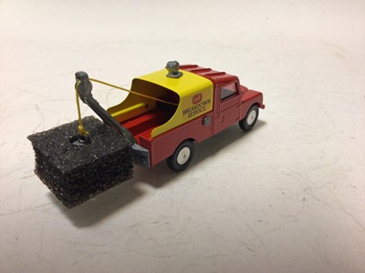 Lot 47 - Corig Fordson Power Major tractor No.60 Massey Ferguson 65 tractor No.50, Massey Ferguson 165 tractor with shovel No.69, Land Rover Breakdown Truck No.417, all boxed (4)