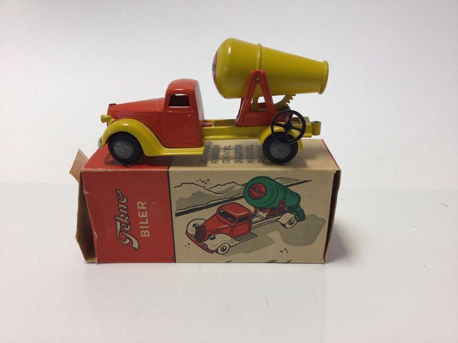 Lot 67 - Tekno Esso Gas Truck No 426, Tekno Cement mixer truck No 422, both boxed (2)