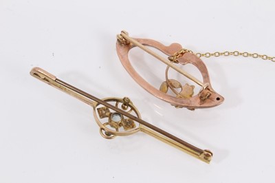 Lot 838 - Two Victorian 9ct gold seed pearl brooches