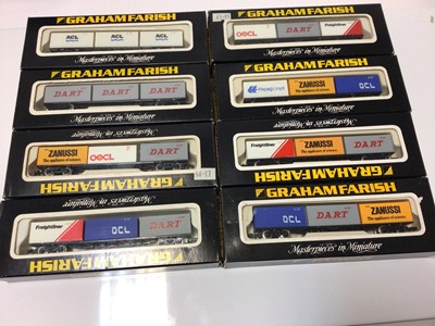 Lot 92 - Graham Farish N gauge rolling stock including Network Rail yellow coaches (5) and Freightliner Bogie Wagons with containers No.3605 (8),  DHL twin pack Intermodal Bogie Wagons 377-355 (3) and fifte...