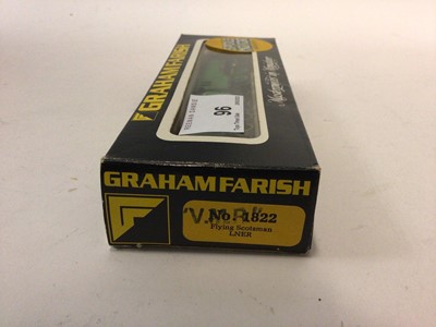 Lot 96 - Graham Farish N gauge LNER lined 4-6-2 "Flying Scotsman" tender locomotive 4472, boxed No.1822