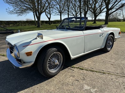 Lot 10 - 1972 Triumph TR6, 2498cc, manual, chassis number CP542320, reg. no. MRT 435K