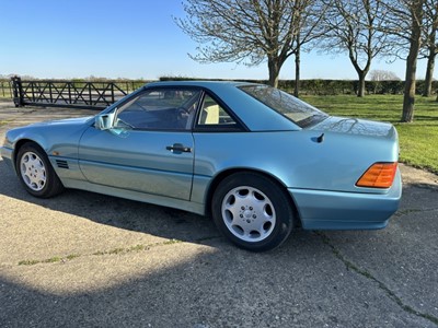 Lot 11 - 1994 Mercedes - Benz R129 320 SL convertible, automatic, reg. no. F4 LPR