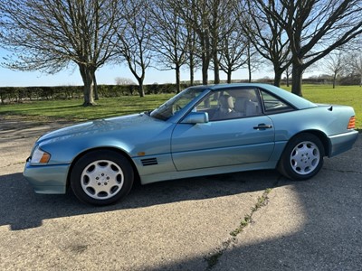 Lot 11 - 1994 Mercedes - Benz R129 320 SL convertible, automatic, reg. no. F4 LPR