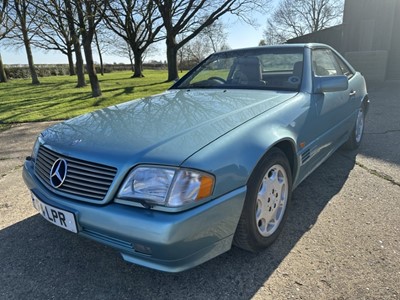 Lot 11 - 1994 Mercedes - Benz R129 320 SL convertible, automatic, reg. no. F4 LPR