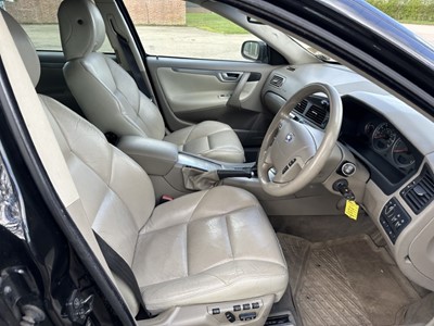 Lot 6 - 2007 (07) Volvo V70 D5 Auto Estate, reg. no. BF07 YTV.