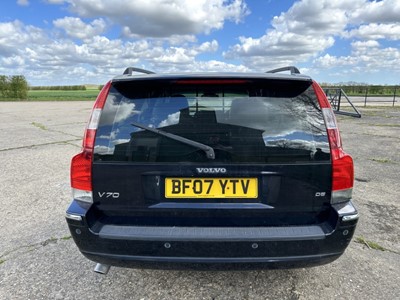Lot 6 - 2007 (07) Volvo V70 D5 Auto Estate, reg. no. BF07 YTV.