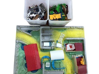 Lot 1886 - Selection of Britains farm boxed models