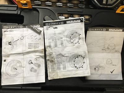 Lot 83 - LUK clutch alignment tools, cased