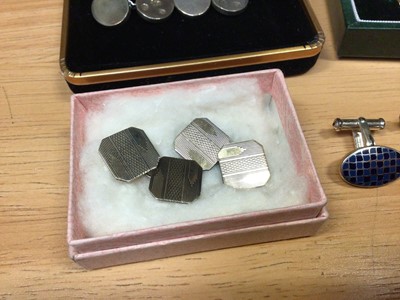 Lot 46 - Four pairs of silver cufflinks and one other enamelled pair