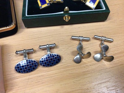 Lot 46 - Four pairs of silver cufflinks and one other enamelled pair