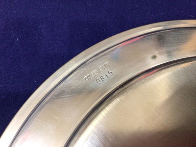 Lot 155 - Royal commemorative limited edition solid silver plate (London 1972) for the silver wedding of Her Majesty Queen Elizabeth II and H.R.H Prince Philip