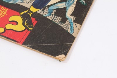Lot 17 - Marvel Comics the X-Men #39 (1967). Origin of Cyclops and new costumes. Priced 12 cents. (1)