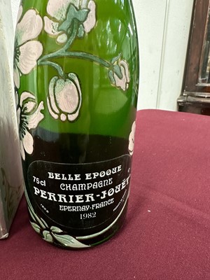 Lot 61 - Champagne - one bottle, Perrier-Jouet 1982, in original box
