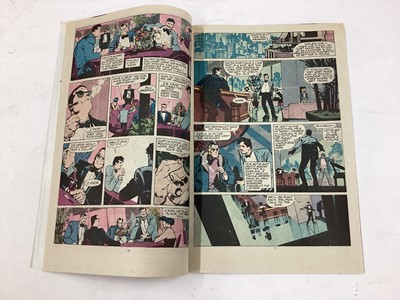 Lot 63 - Marvel Comics The Punisher #1 (1986). 1 in a four issue limited series, to include an incomplete run from issue 1 - 50 (1987 - 1991). Together with The Punisher #75 (1993) and others.