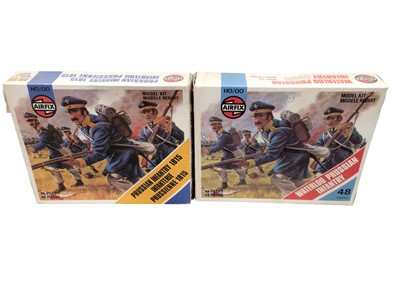 Lot 78 - Airfix HO OO scale selection of 1815 Waterloo Series including French Artillery (x4), French Cuirassiers, Imperial Guard, Highland Infantry (x3), British Artillery (x2) & Prussian...
