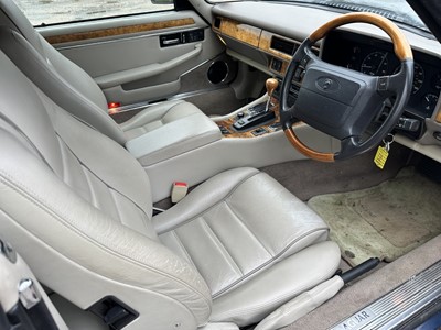 Lot 10 - 1995 Jaguar XJS 4.0 Convertible, 3980cc engine, reg. N642 PPE