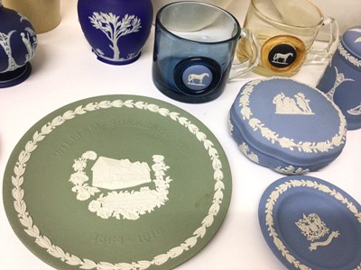 Lot 24 - Wedgwood Queensware wash jug, moulded with garlands, another wash jug, and other items