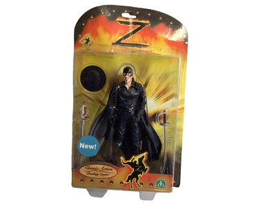 Lot 274 - Giochi Preziosi (France c2004) Zorro 5" action figures including En Garde, Bulletproof, Fire Forging & Duelling, plus 12" Zorro (5)
