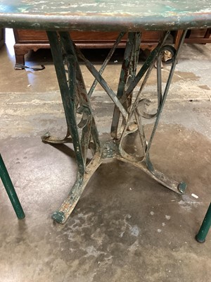 Lot 1789 - French garden table and chairs