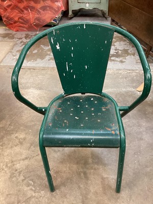 Lot 1789 - French garden table and chairs