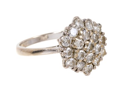Lot 531 - 1970s diamond cluster ring