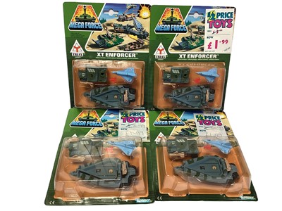 LP264 KENNER Mega force Backlash Unité de combat aérien avec char d