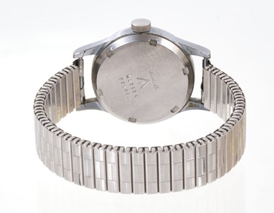 Lot 629 - Second World War Record ‘Dirty Dozen’ military wristwatch