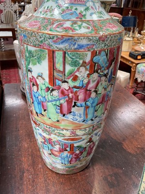 Lot 208 - 19th century Chinese Canton vase