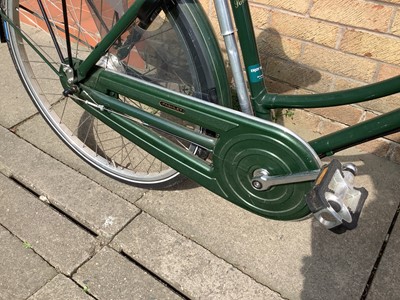 Lot 2 - Pashley Vintage style Ladies cycle ( cost £800 new)